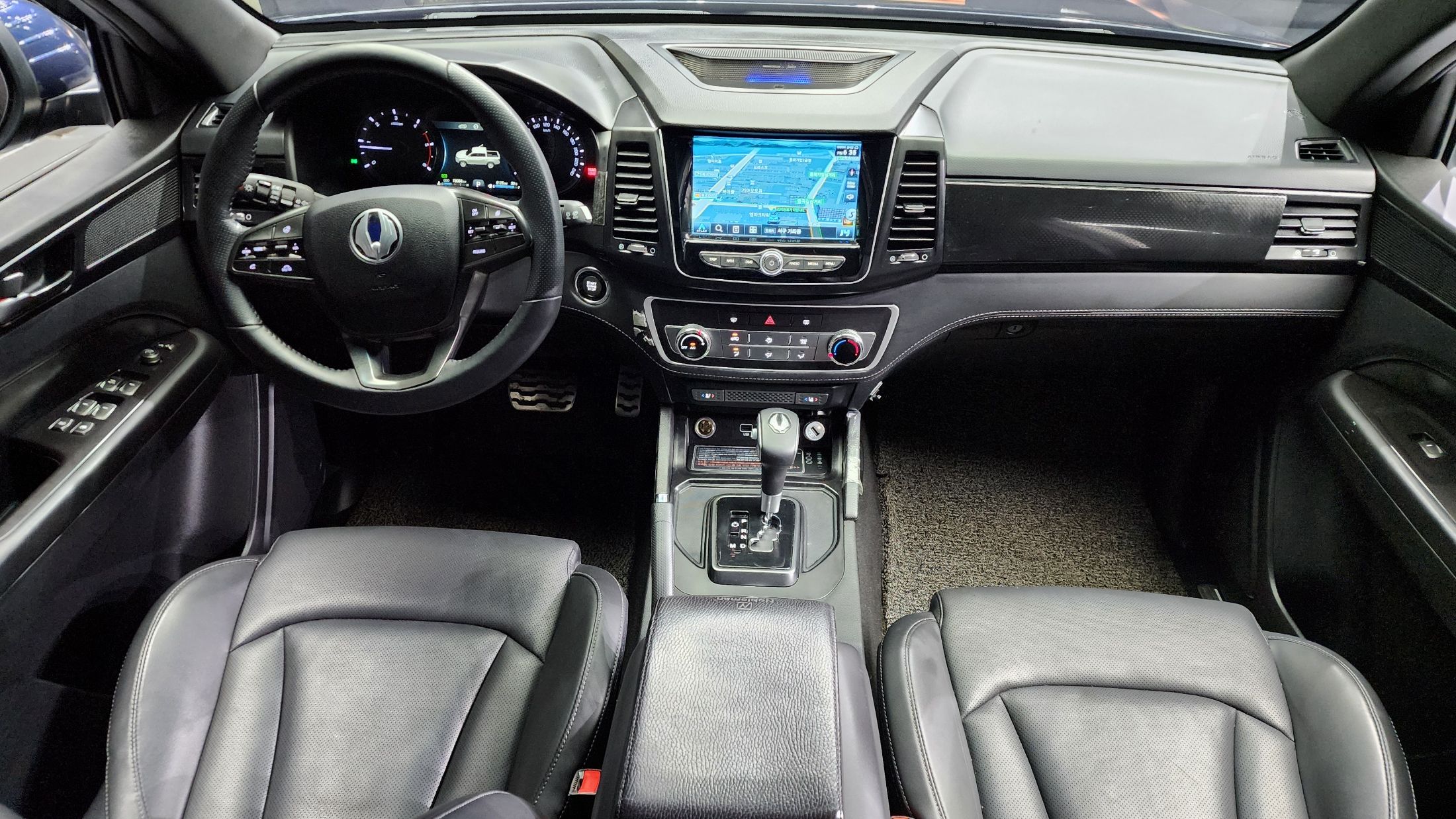 SSANGYONG REXTON SPORTS CAR 2020
