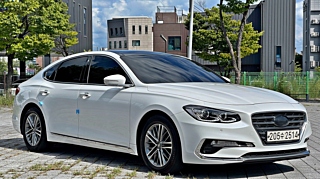 HYUNDAI GRANDEUR IG 2017