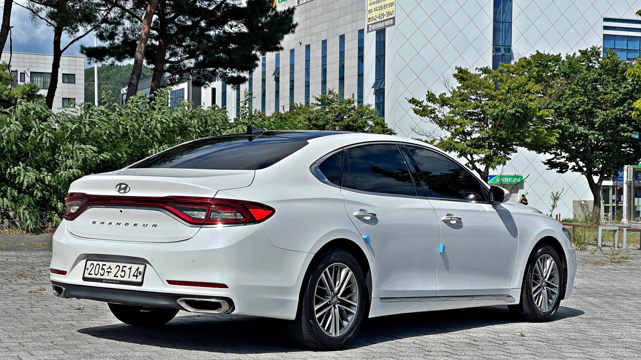 HYUNDAI GRANDEUR IG 2017