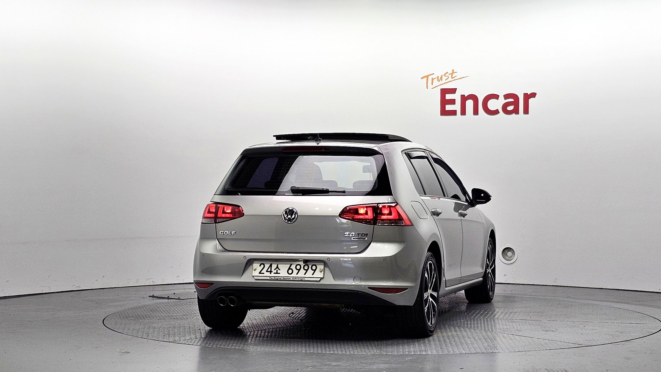 VOLKSWAGEN GOLF 2014