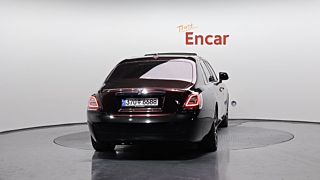 ROLLS ROYCE GHOST 2022