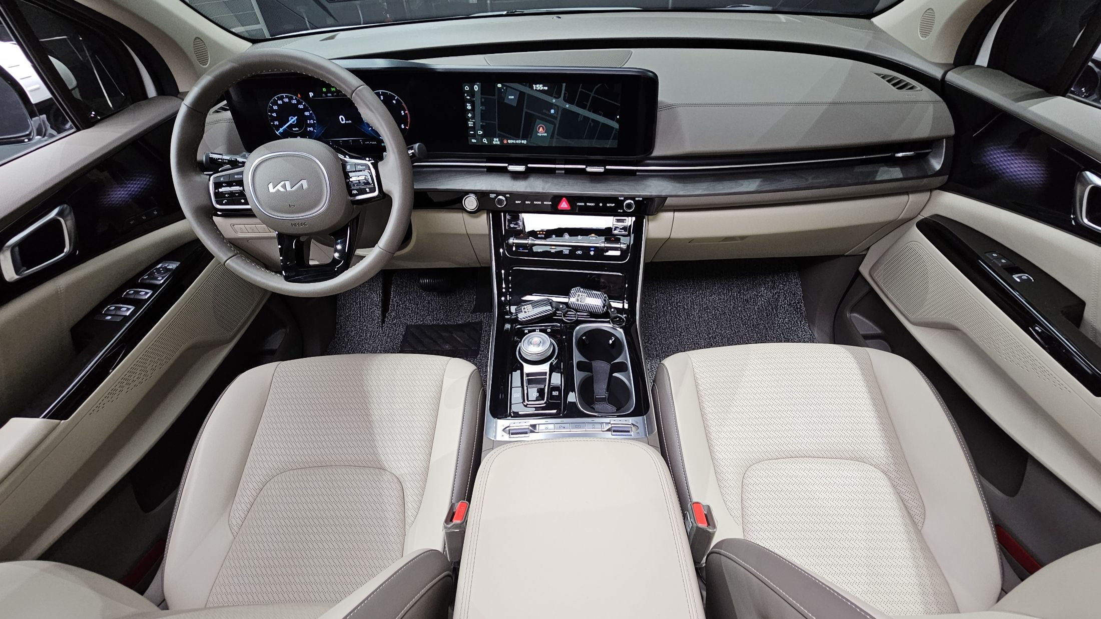 KIA CARNIVAL 2023