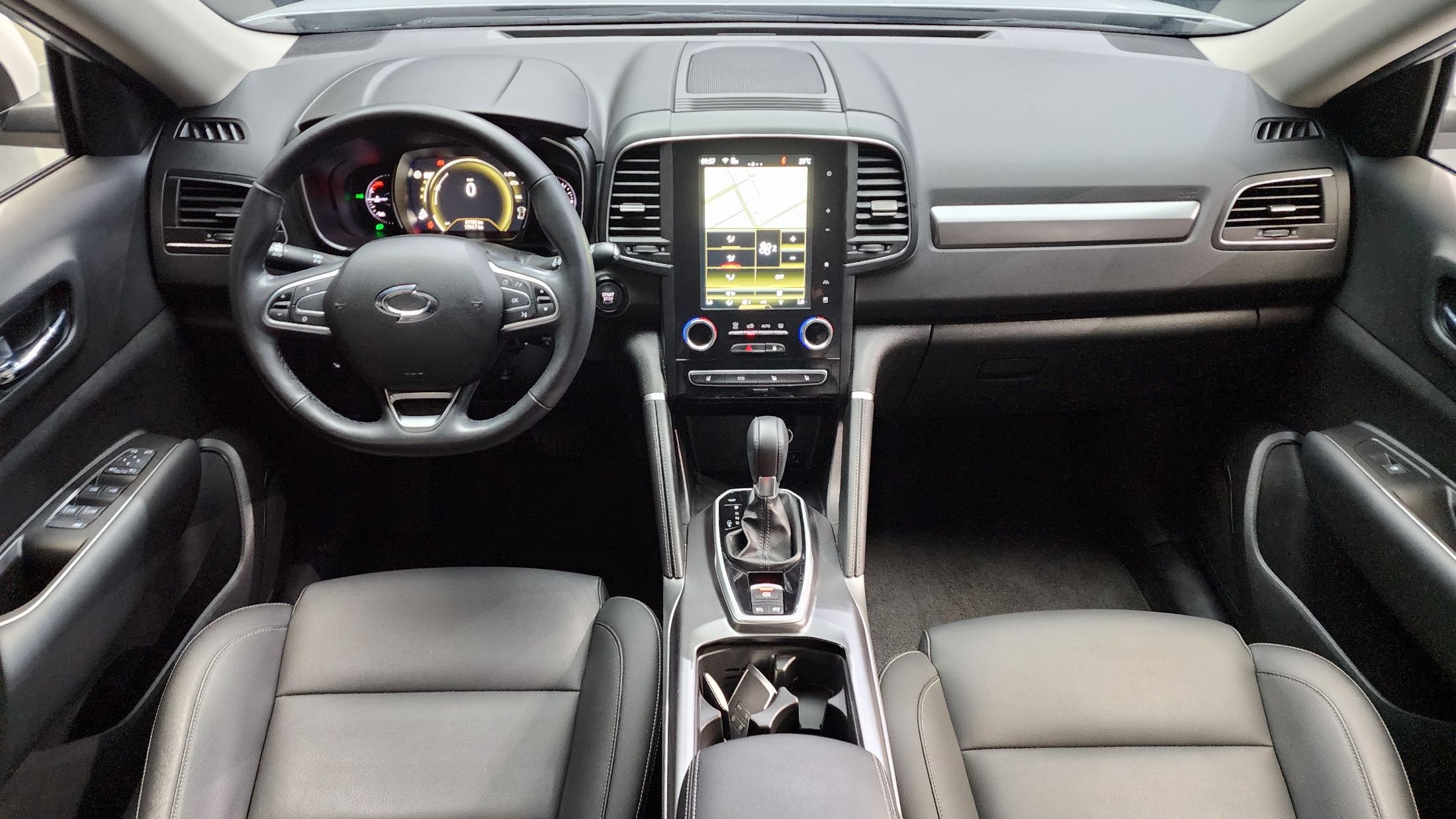 SAMSUNG QM6 2021