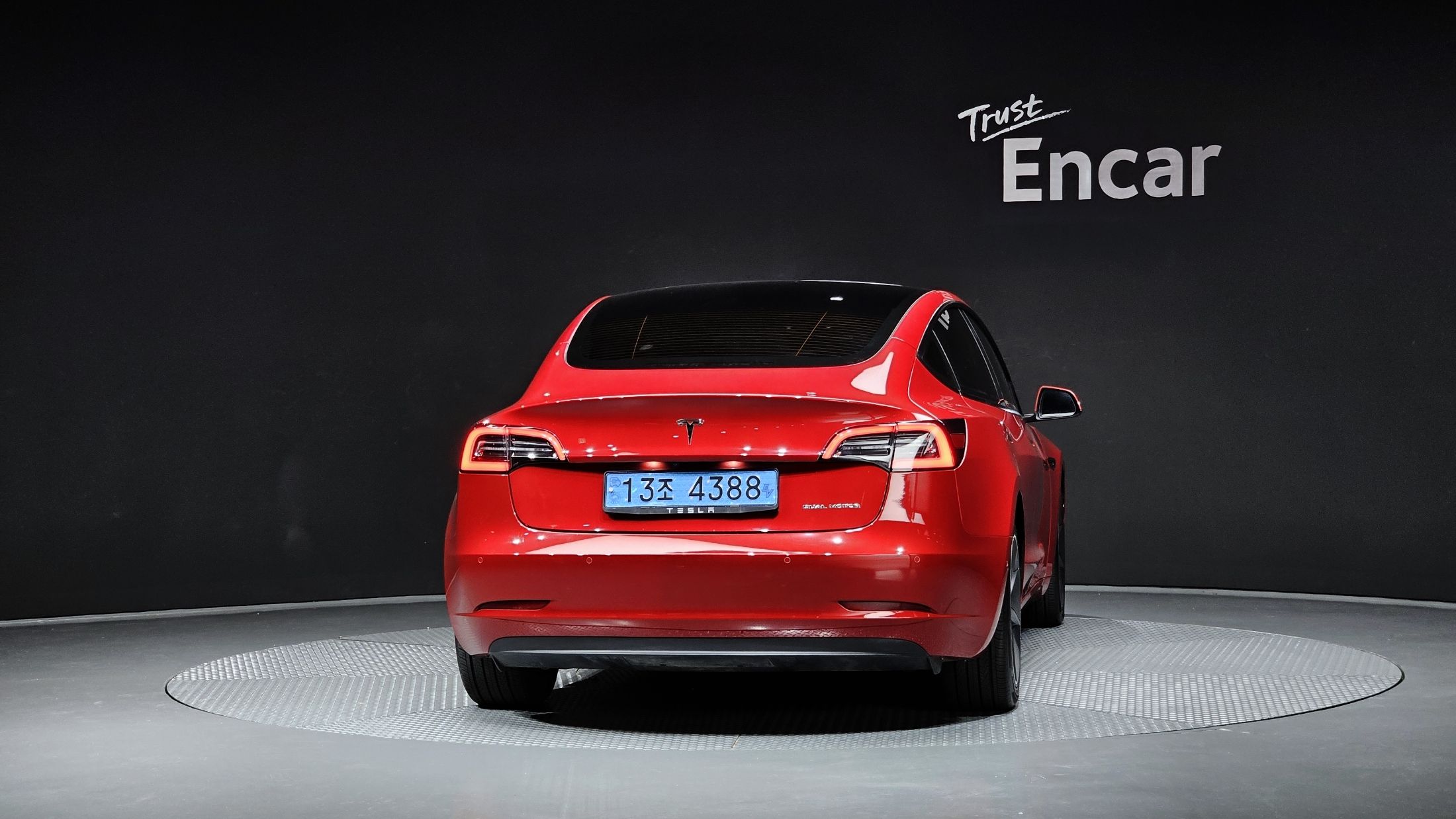 TESLA MODEL 3 2022
