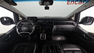 HYUNDAI STARIA  Tourer 9 Seater 2022