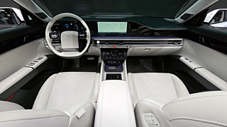 HYUNDAI GRANDEUR HYBRID GN7 2023