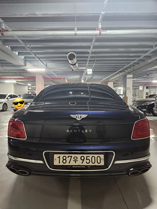 BENTLEY FLYING SPUR 2022