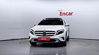MERCEDES BENZ GLA-CLASS X156 2016