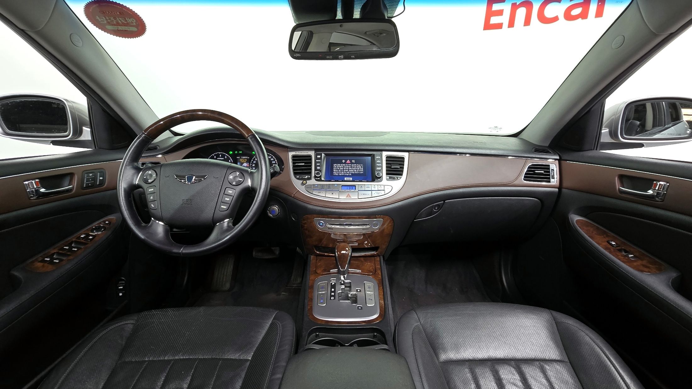 HYUNDAI GENESIS 2011