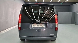 HYUNDAI STARIA 2022