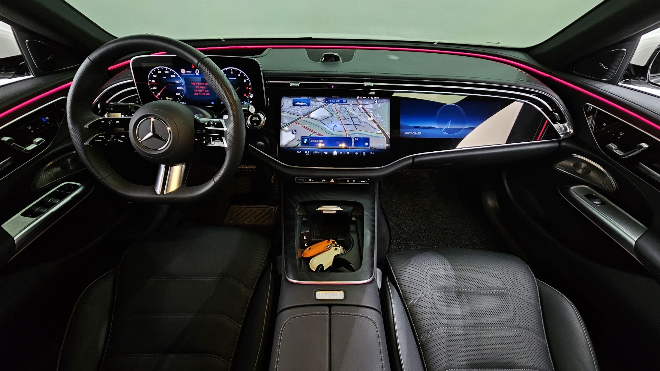 MERCEDES BENZ E-CLASS W214 2024