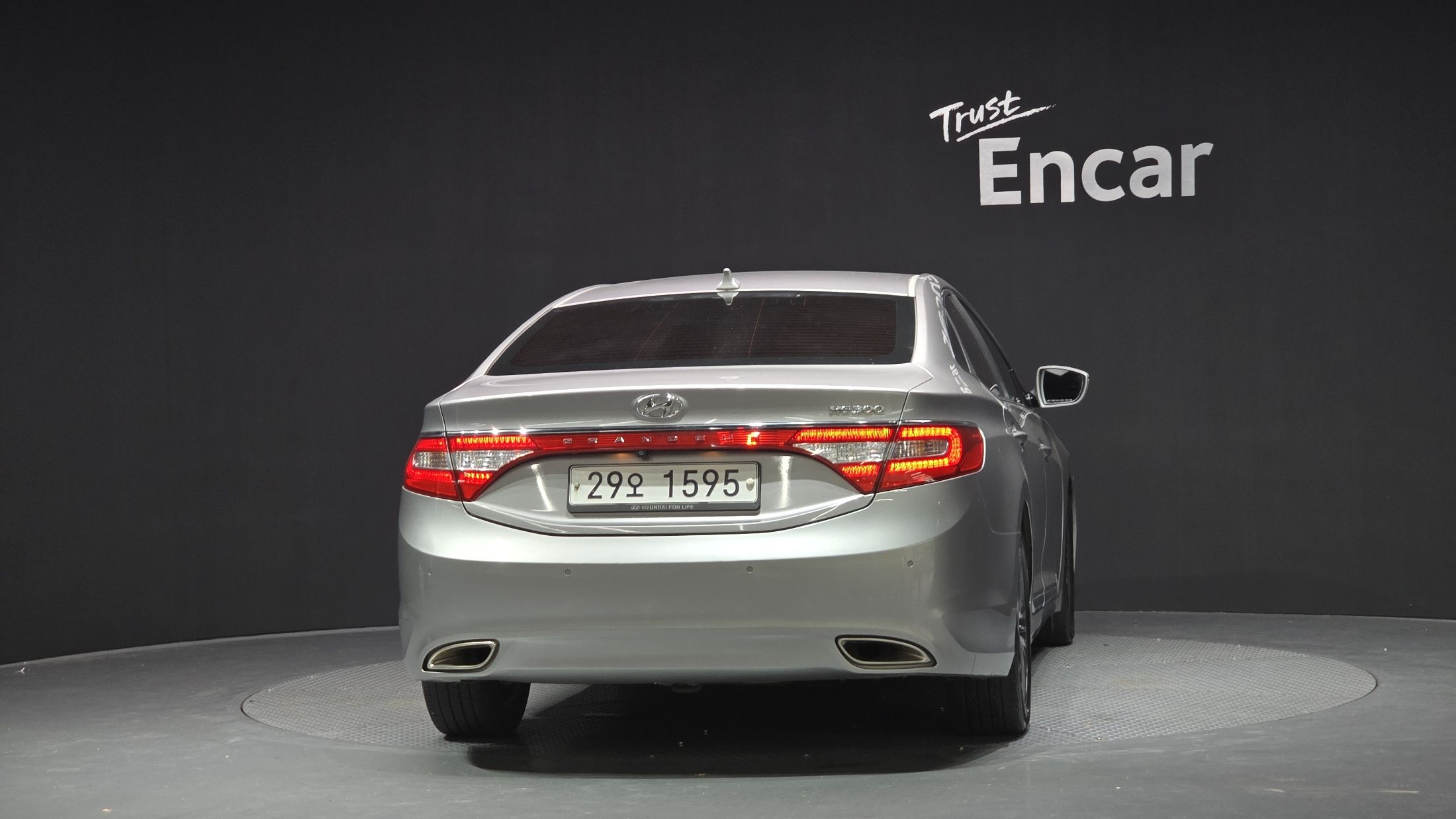 HYUNDAI GRANDEUR HG 2013