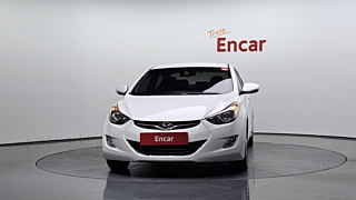 HYUNDAI AVANTE MD 2012