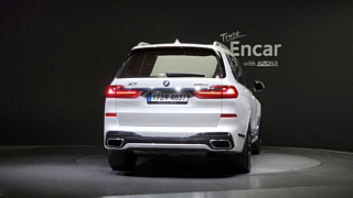 BMW X7 G07 2022