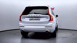 VOLVO XC90 2017