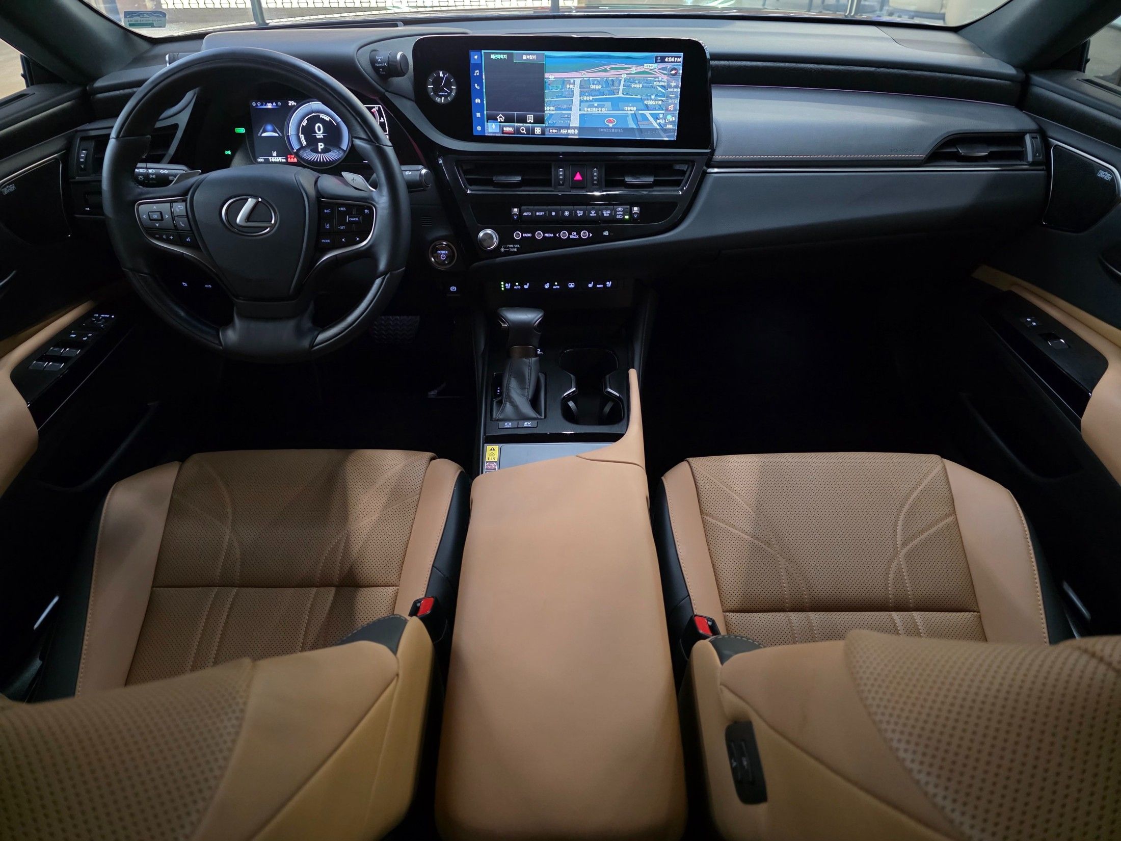 LEXUS ES300H 2025