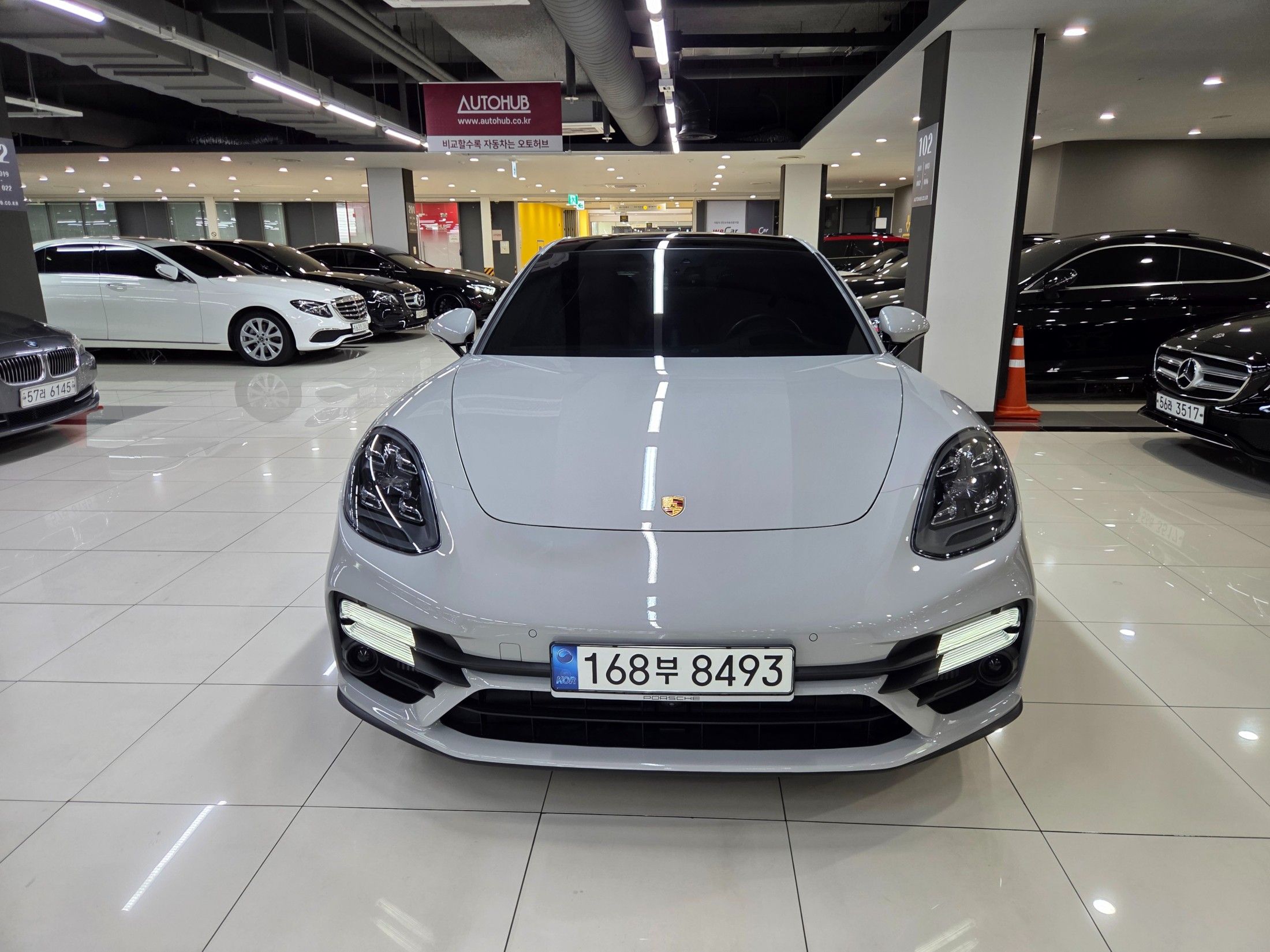PORSCHE PANAMERA 971 2022