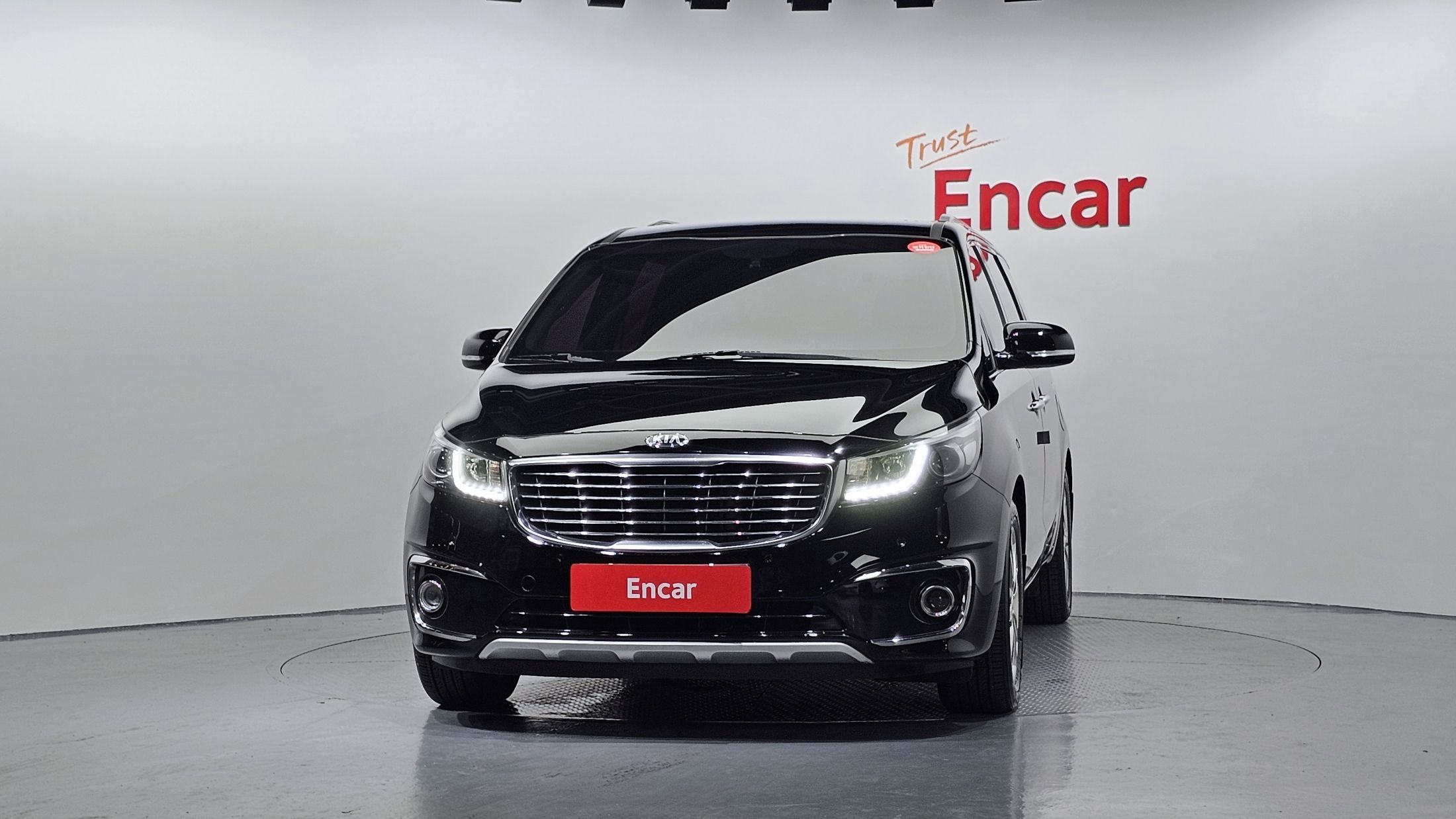 KIA CARNIVAL 2017