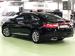 HYUNDAI GRANDEUR HG 2016