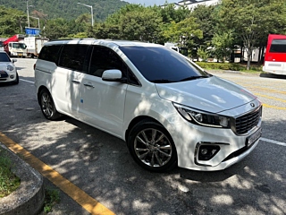 KIA CARNIVAL 2018