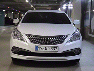 HYUNDAI GRANDEUR HG 2014