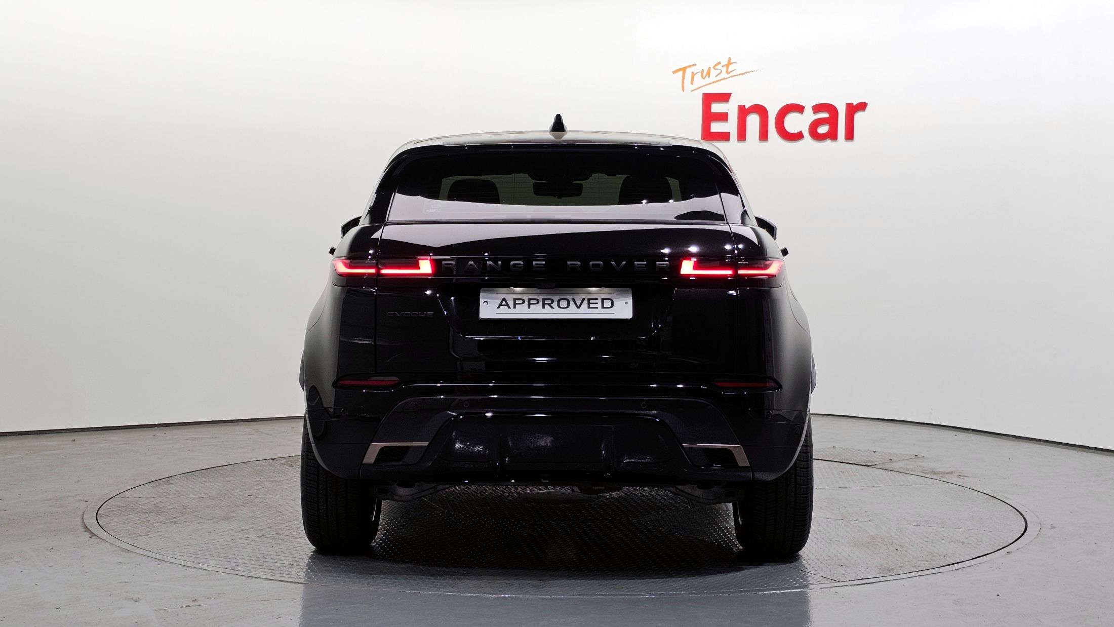 LAND ROVER RANGE ROVER EVOQUE 2024