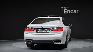 BMW 7-SERIES G11 2018