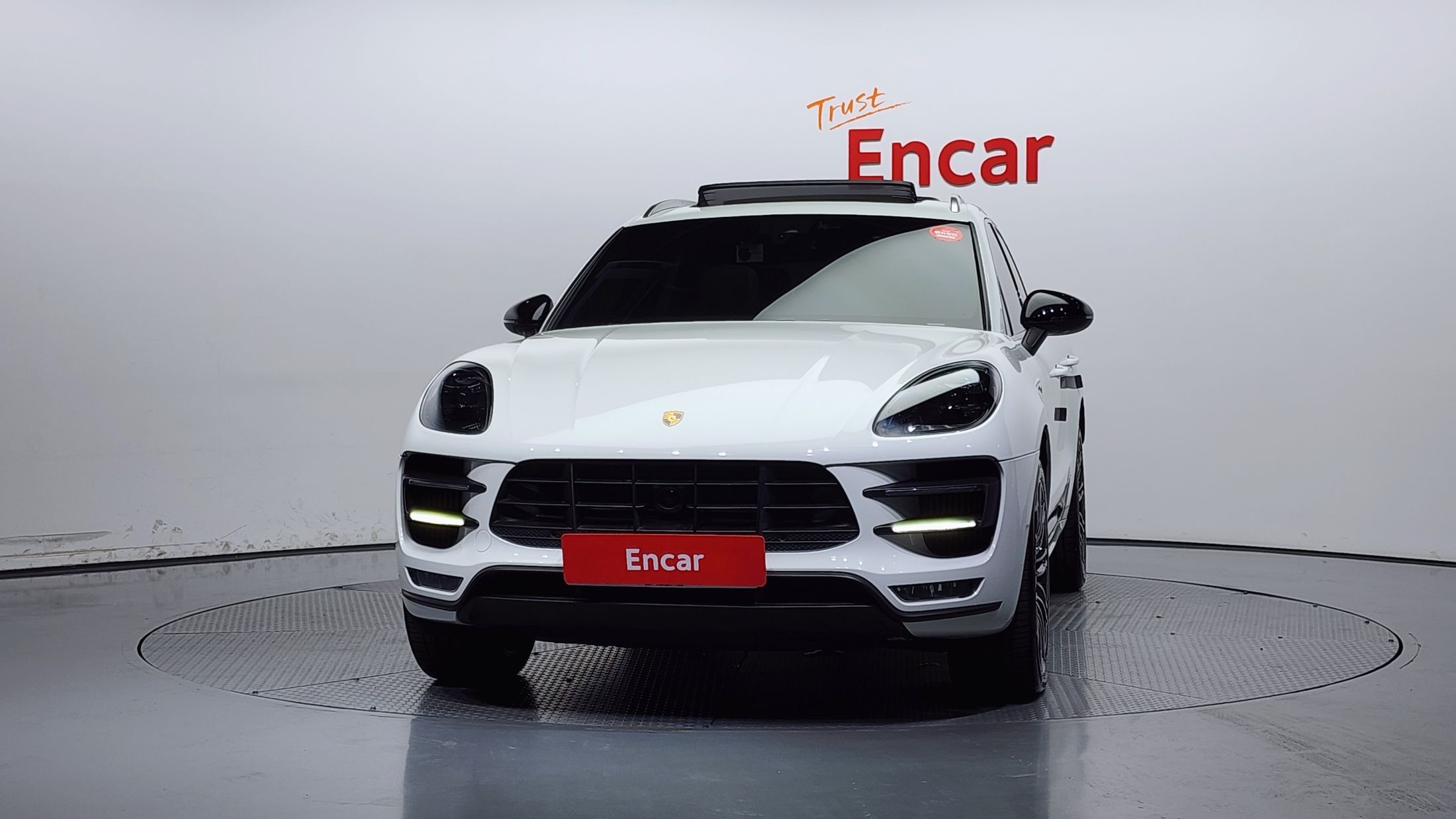 PORSCHE MACAN 2015