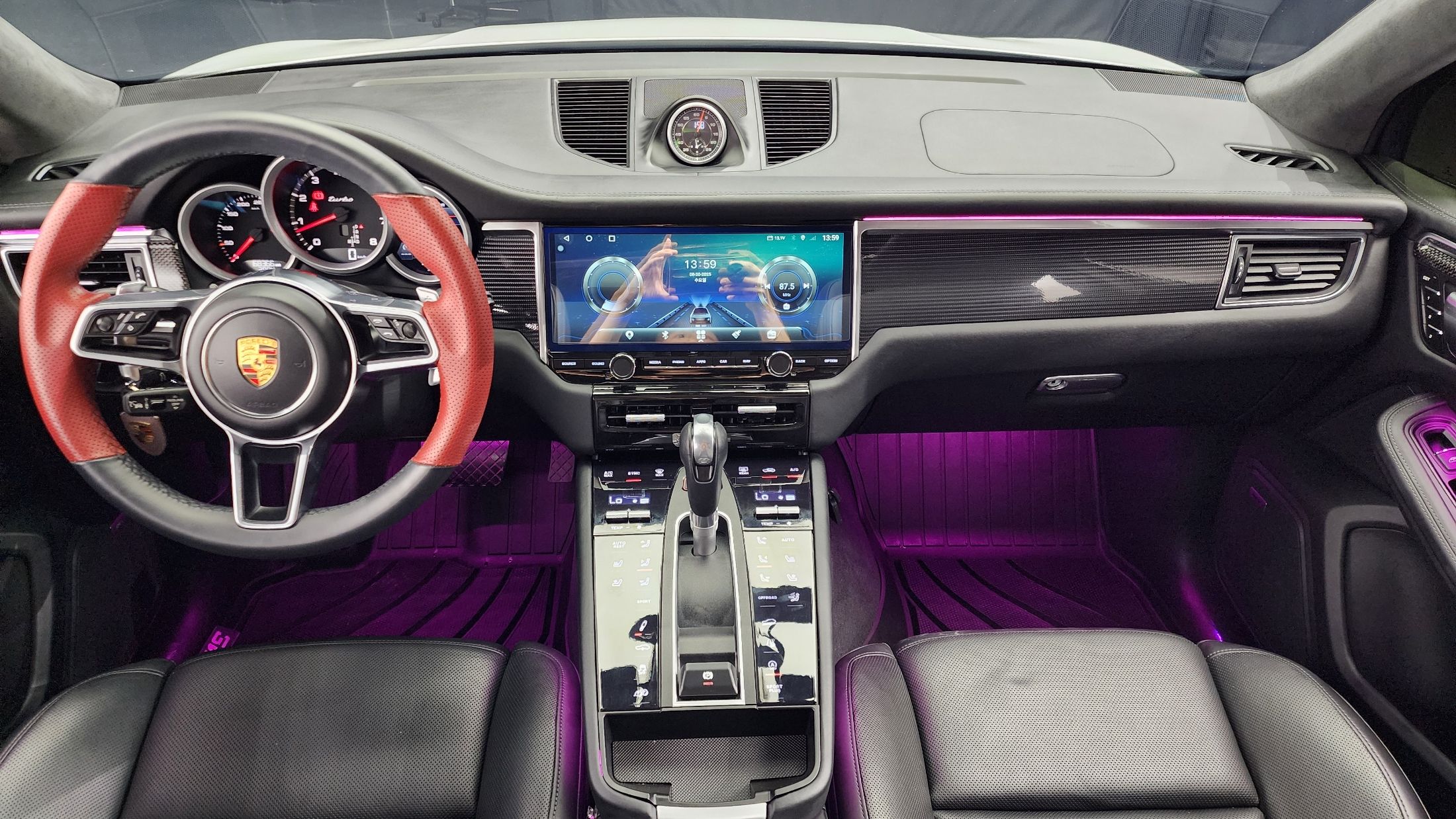 PORSCHE MACAN 2015