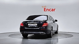 MERCEDES BENZ E-CLASS W213 2018