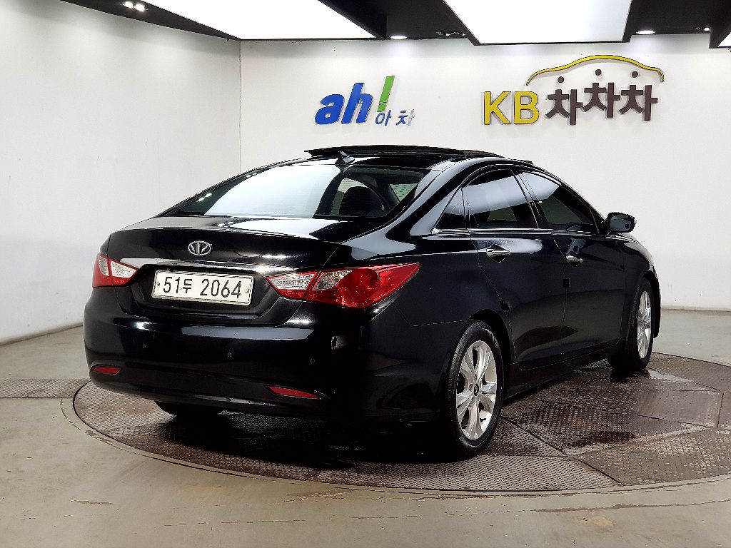 HYUNDAI SONATA YF 2010