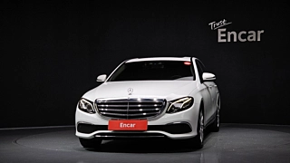 MERCEDES BENZ E-CLASS W213 2016