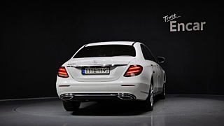 MERCEDES BENZ E-CLASS W213 2016