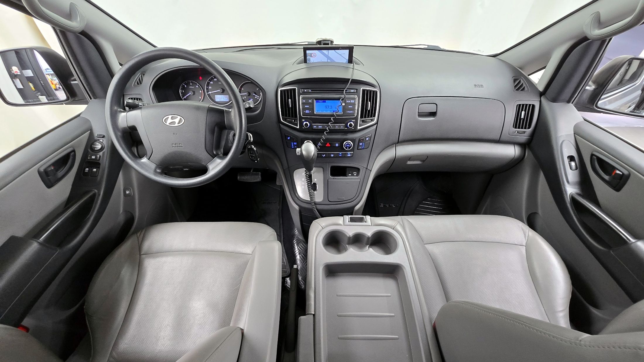 HYUNDAI STAREX GRAND 2016