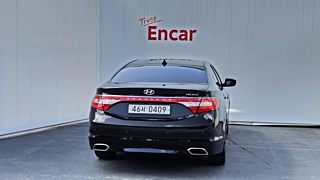 HYUNDAI GRANDEUR HG 2016