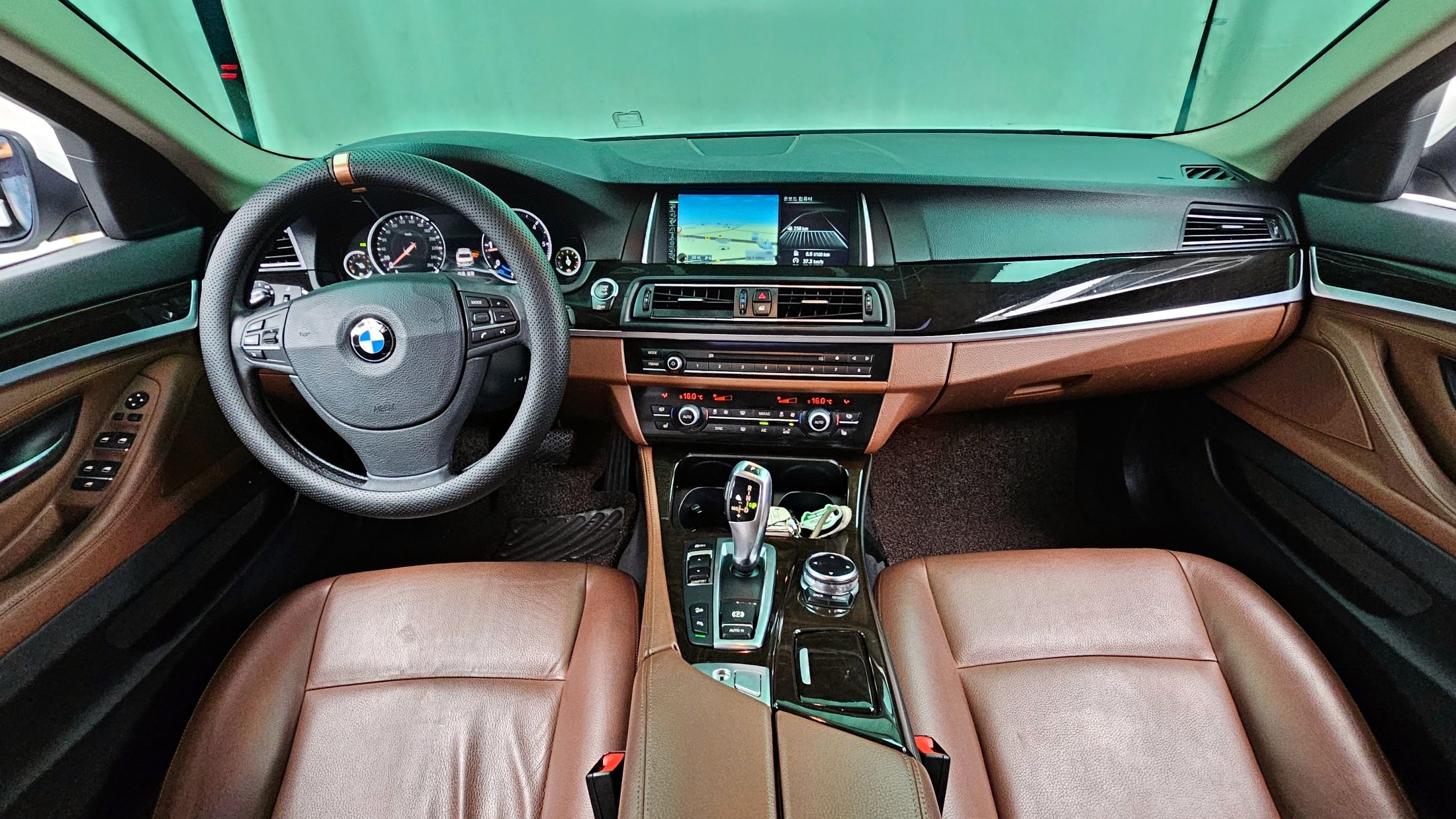 BMW 5-SERIES F10 2013