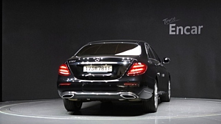 MERCEDES BENZ E-CLASS W213 2020