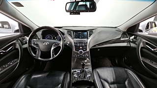 HYUNDAI GRANDEUR HG HYBRID 2016