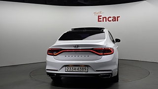 HYUNDAI GRANDEUR IG 2017