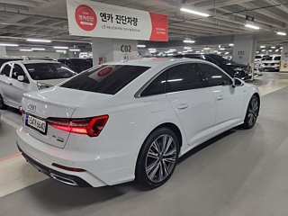 AUDI A6 C8 2022