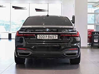 BMW 7-SERIES G11 2020