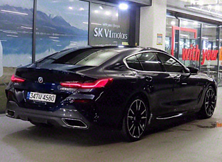 BMW 8-SERIES G15 2022