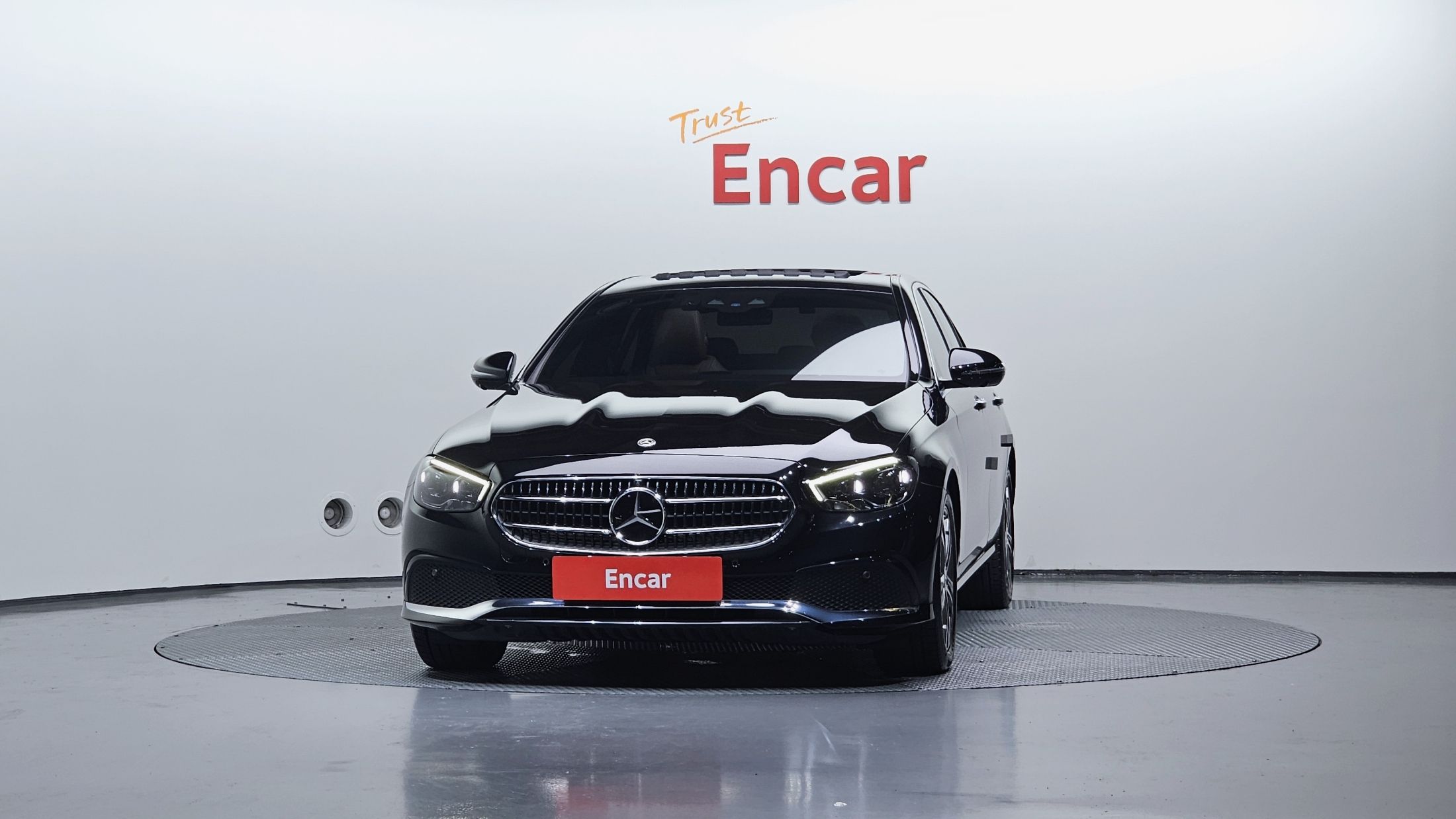 MERCEDES BENZ E-CLASS W213 2022