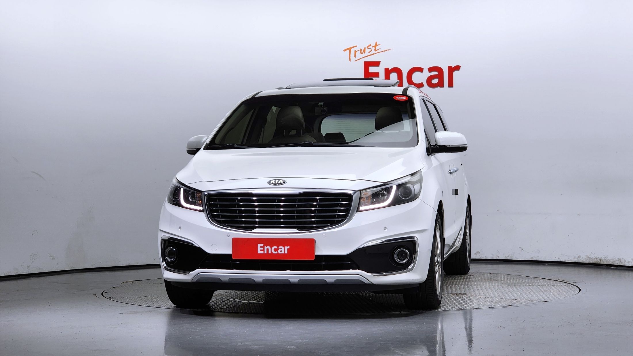 KIA CARNIVAL 2014