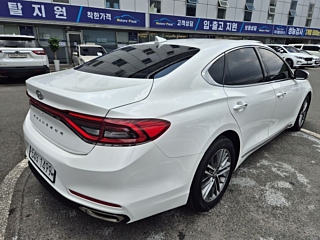 HYUNDAI GRANDEUR IG 2018