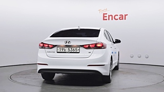 HYUNDAI AVANTE AD 2018