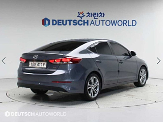 HYUNDAI AVANTE AD 2017