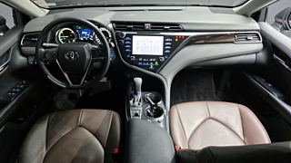 TOYOTA CAMRY XV70 2020