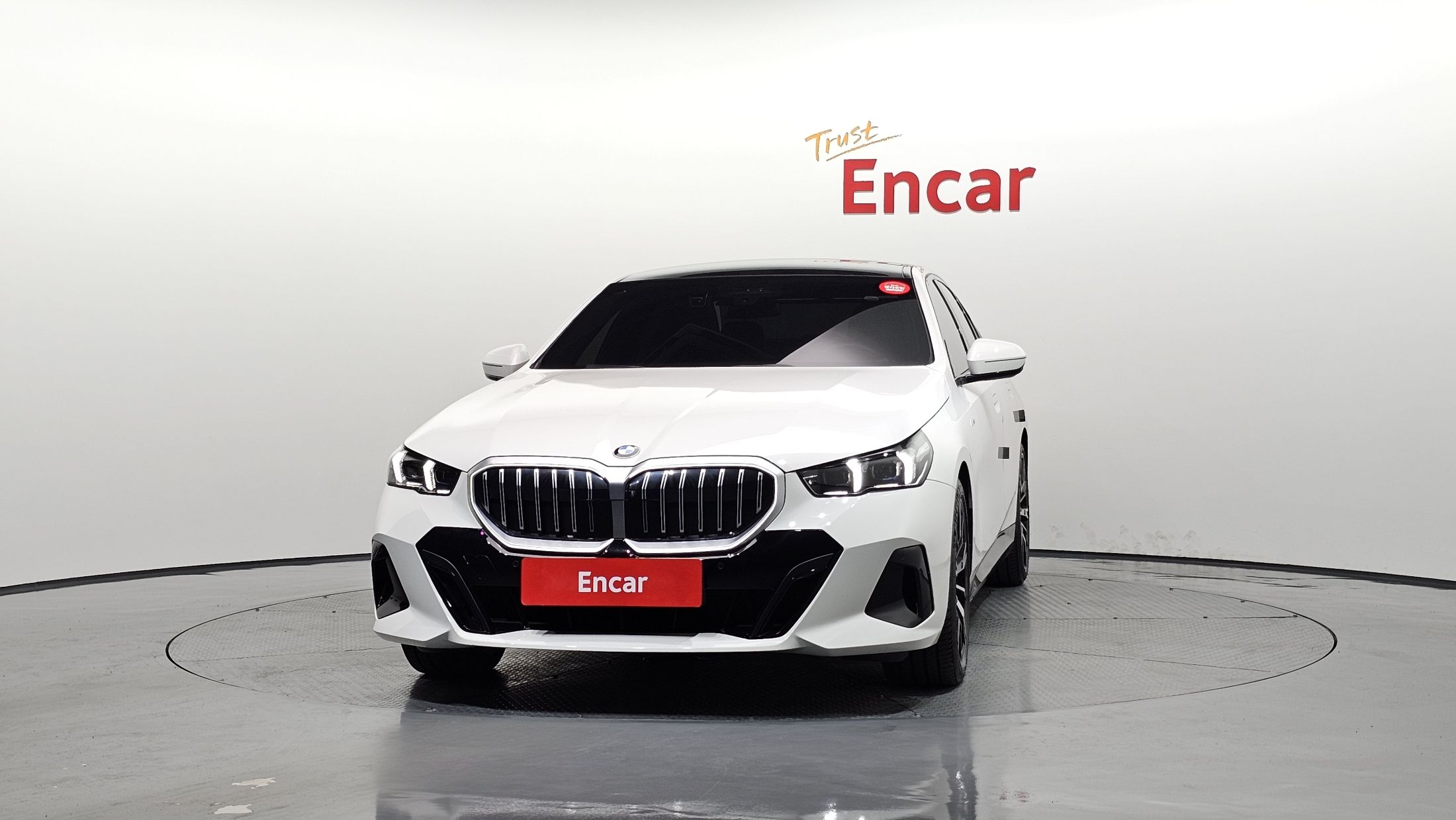 BMW 5-SERIES G60 2023