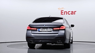 BMW 5-SERIES G30 2022